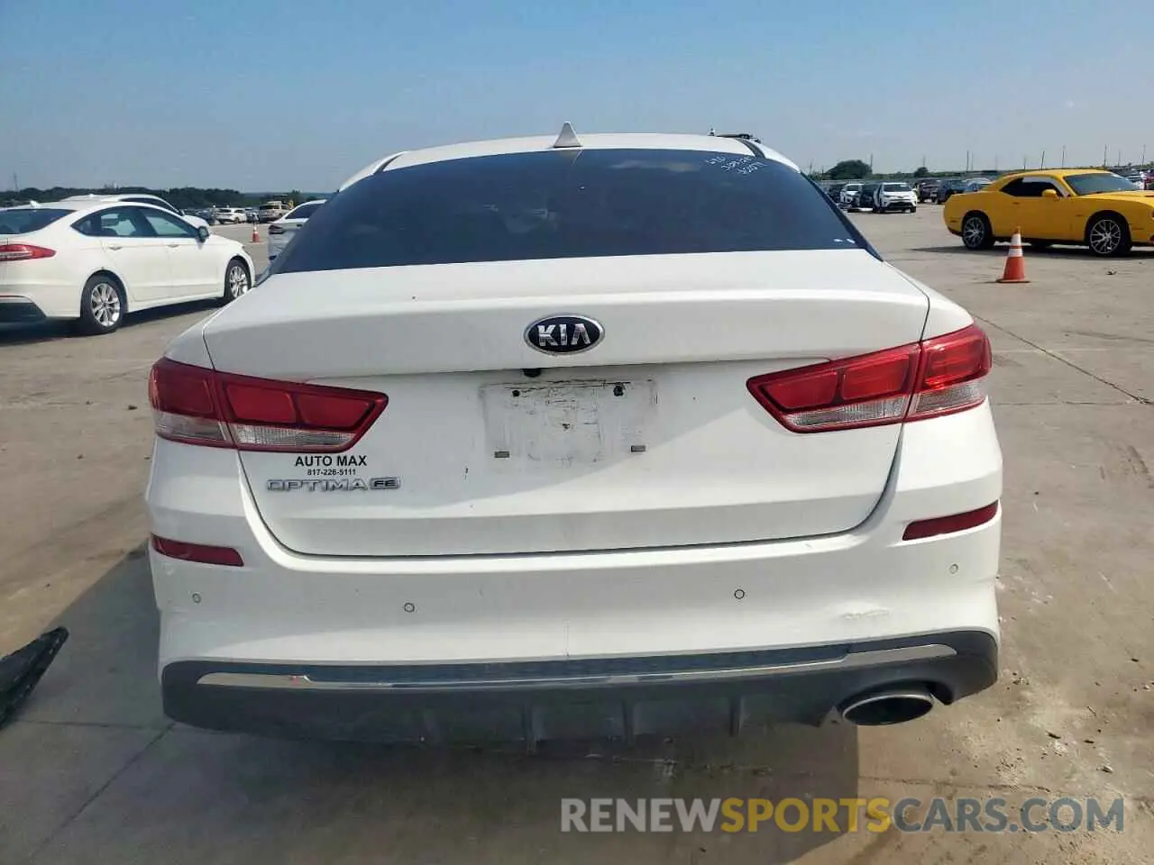 6 Photograph of a damaged car 5XXGT4L31KG322795 KIA OPTIMA 2019