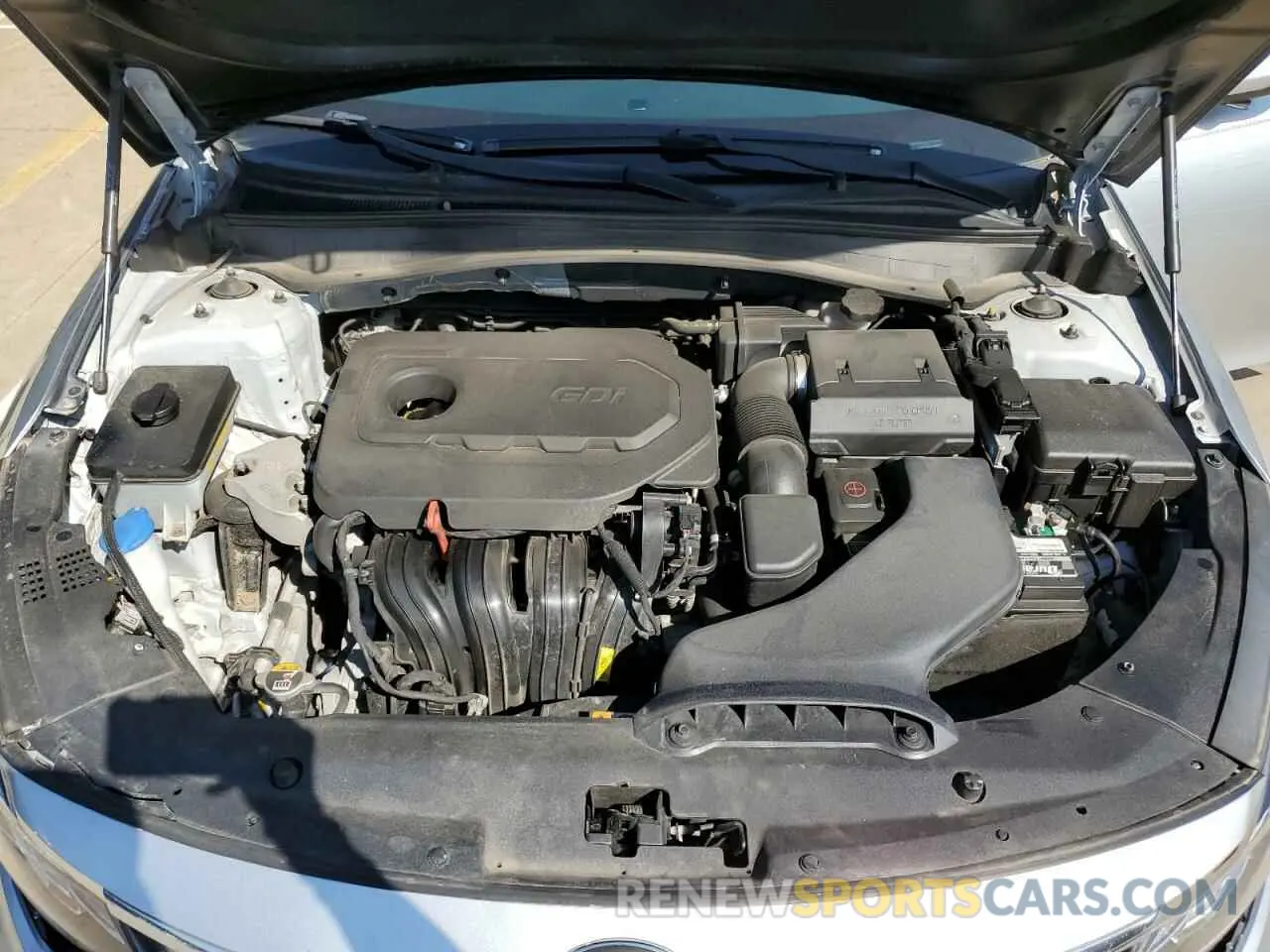 11 Photograph of a damaged car 5XXGT4L31KG323056 KIA OPTIMA 2019