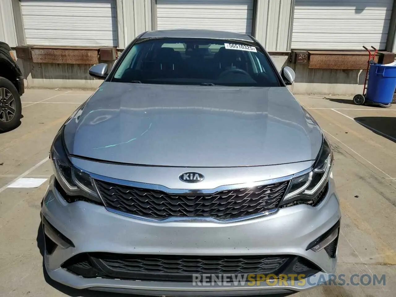 5 Photograph of a damaged car 5XXGT4L31KG323056 KIA OPTIMA 2019