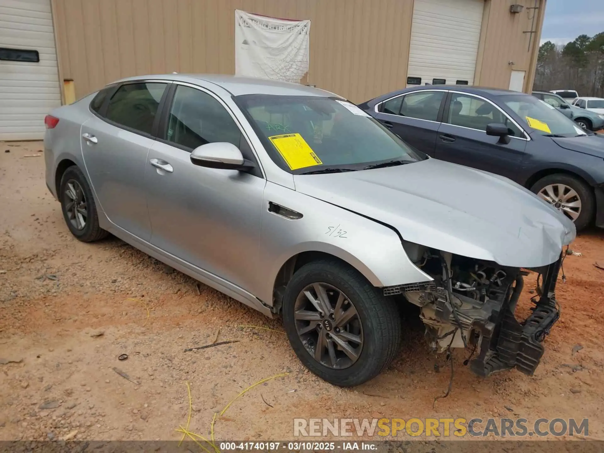 1 Photograph of a damaged car 5XXGT4L31KG323493 KIA OPTIMA 2019