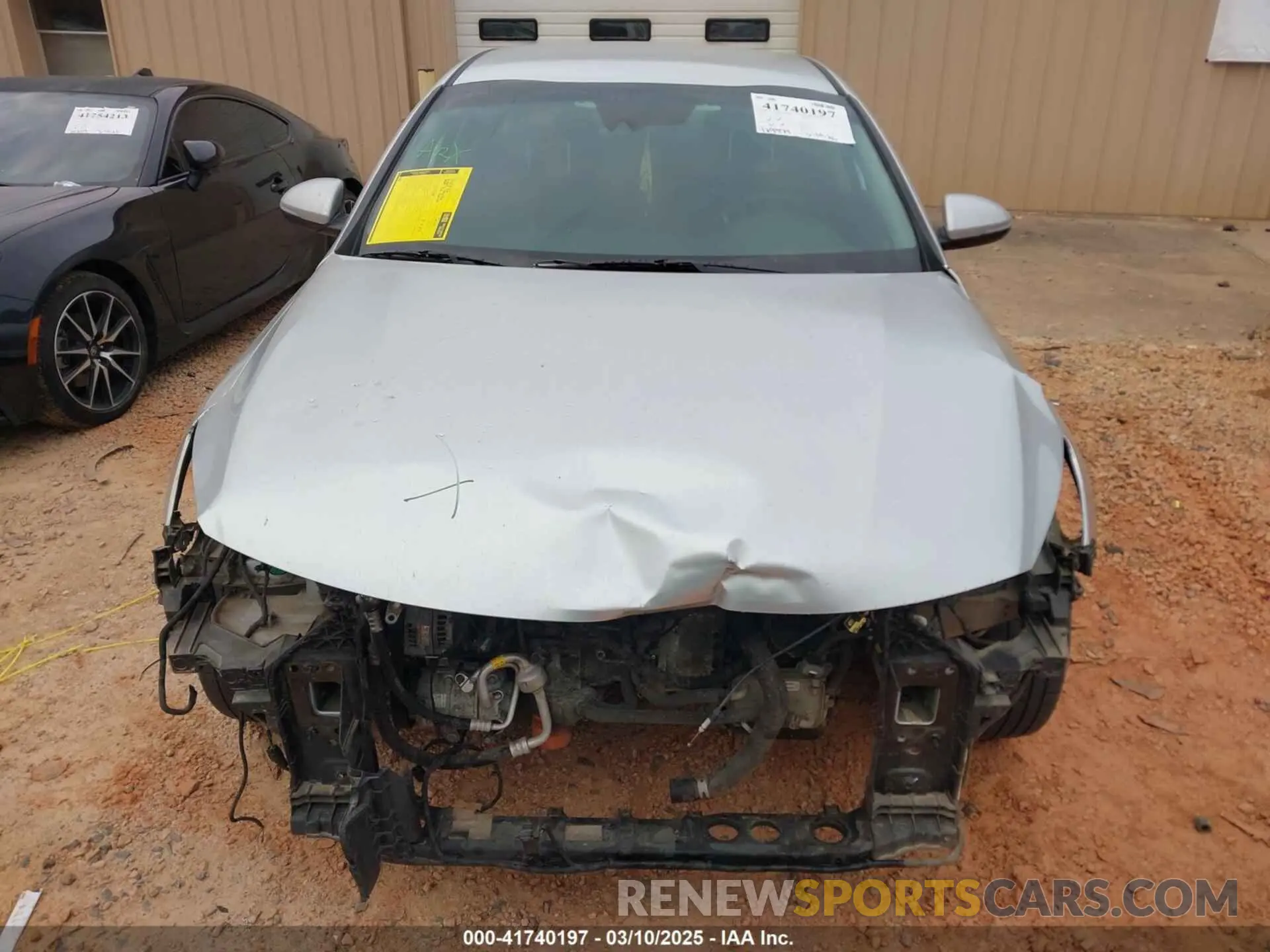 12 Photograph of a damaged car 5XXGT4L31KG323493 KIA OPTIMA 2019