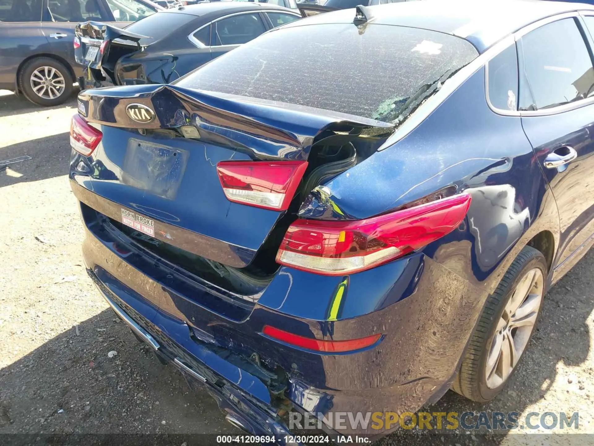 6 Photograph of a damaged car 5XXGT4L31KG328631 KIA OPTIMA 2019