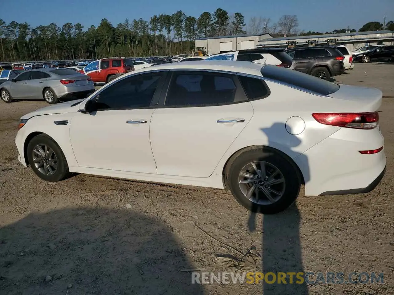 2 Photograph of a damaged car 5XXGT4L31KG330525 KIA OPTIMA 2019