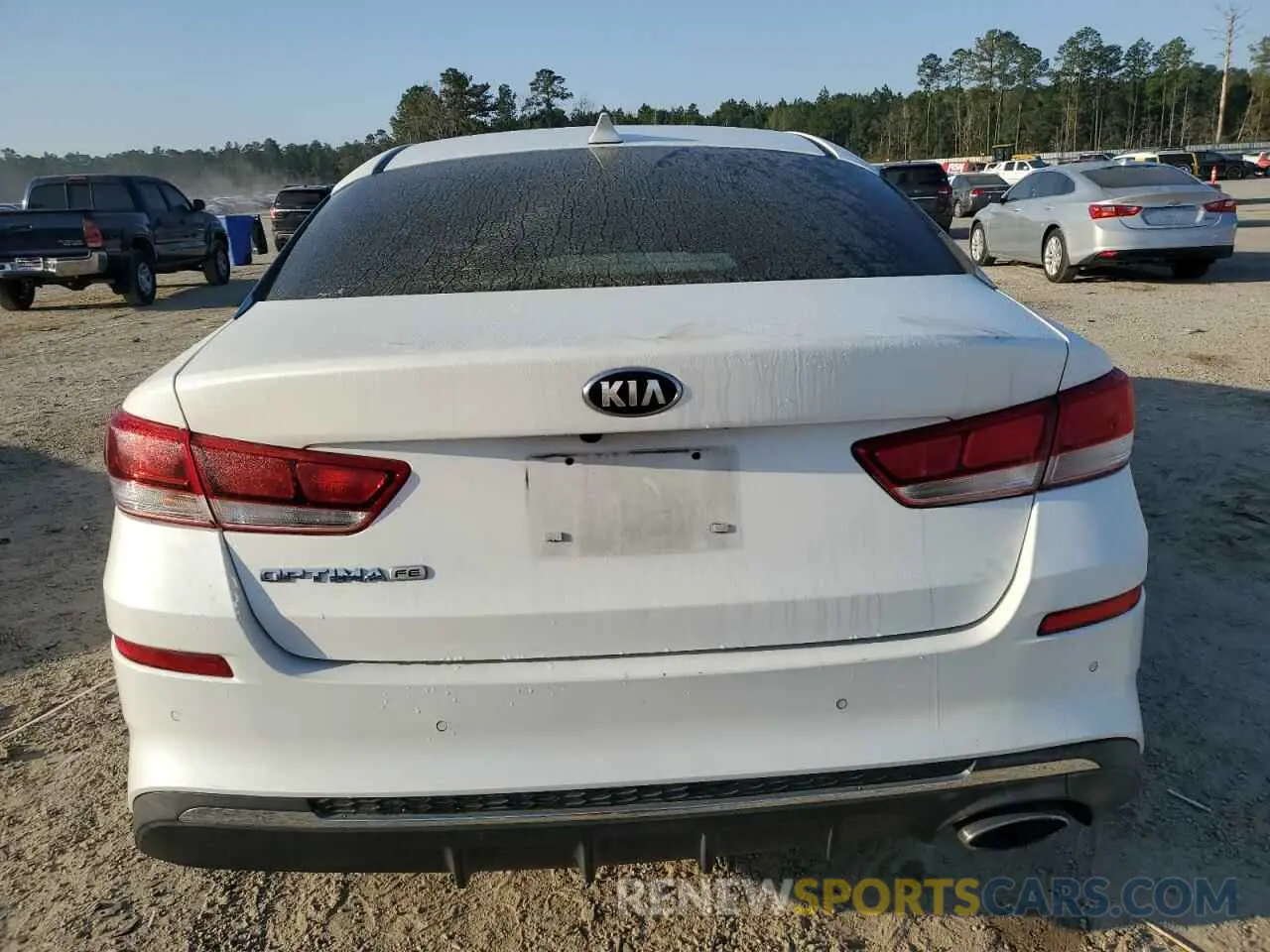6 Photograph of a damaged car 5XXGT4L31KG330525 KIA OPTIMA 2019