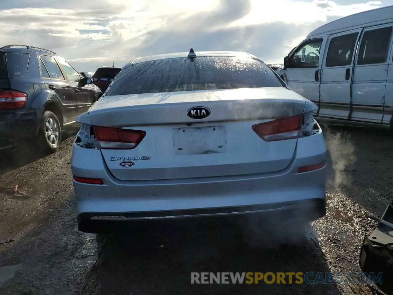 6 Photograph of a damaged car 5XXGT4L31KG344103 KIA OPTIMA 2019
