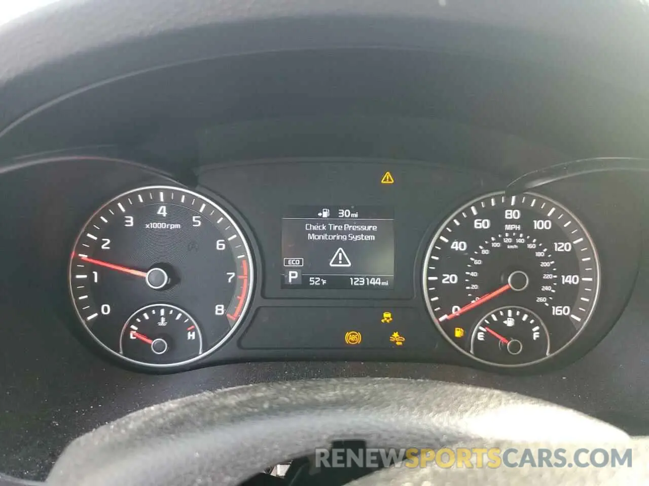 9 Photograph of a damaged car 5XXGT4L31KG346305 KIA OPTIMA 2019