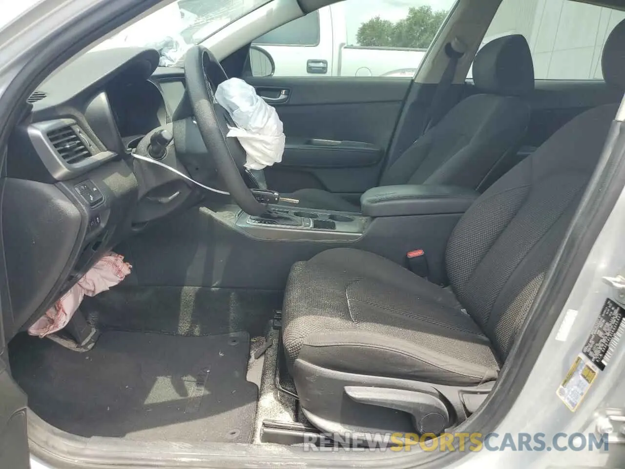 7 Photograph of a damaged car 5XXGT4L31KG346837 KIA OPTIMA 2019
