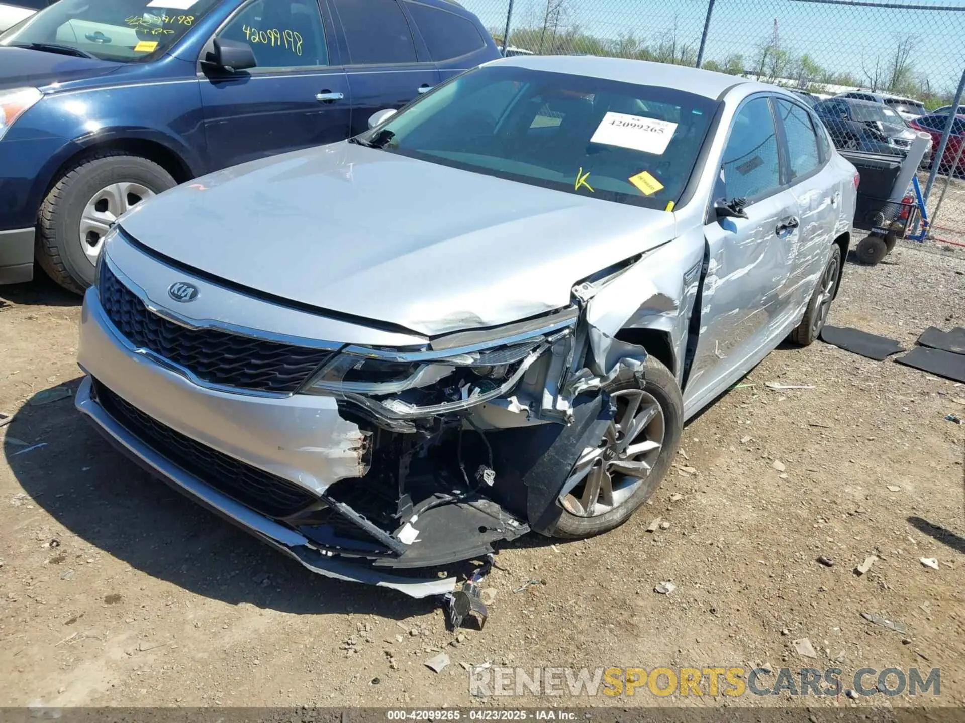 2 Photograph of a damaged car 5XXGT4L31KG351715 KIA OPTIMA 2019