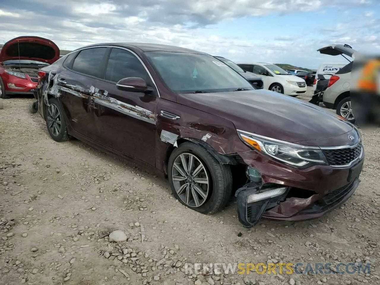 4 Photograph of a damaged car 5XXGT4L31KG354615 KIA OPTIMA 2019