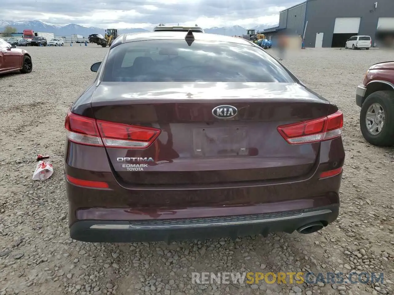 6 Photograph of a damaged car 5XXGT4L31KG354615 KIA OPTIMA 2019