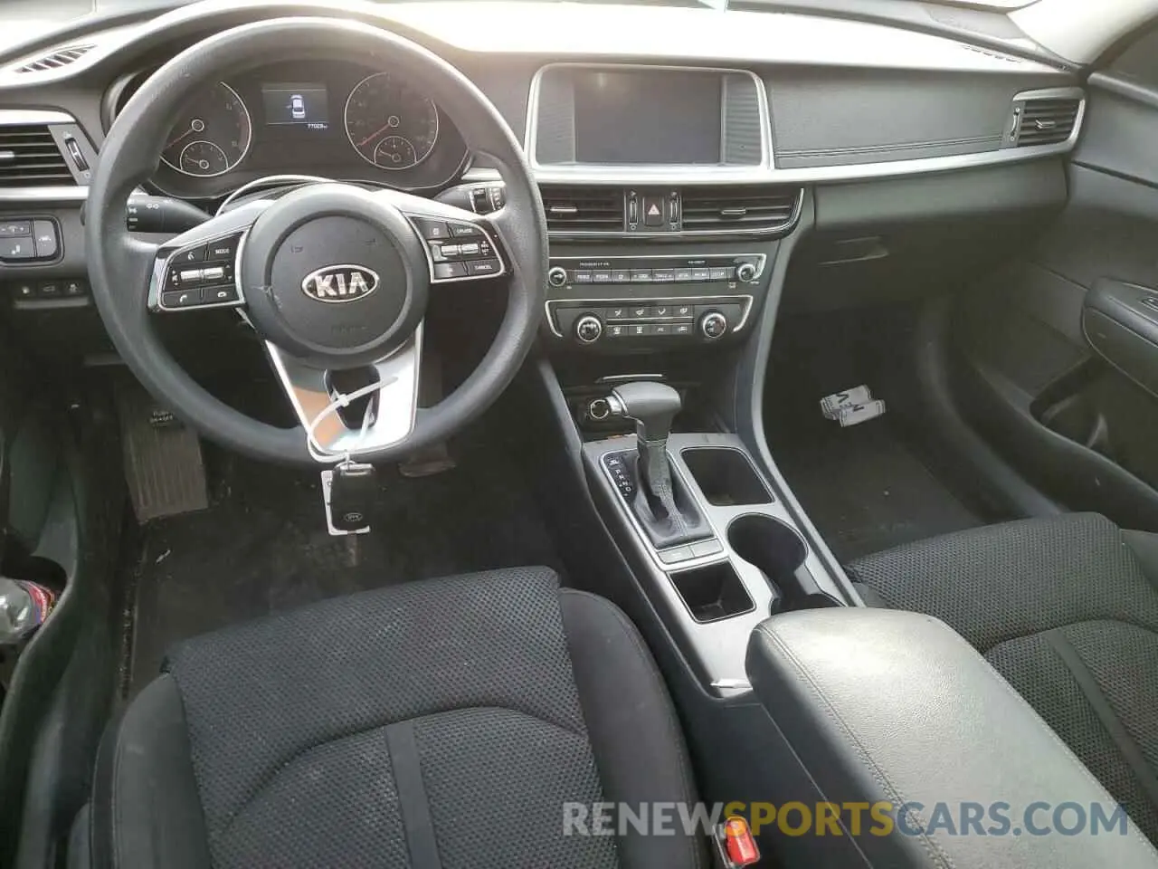 8 Photograph of a damaged car 5XXGT4L31KG354615 KIA OPTIMA 2019