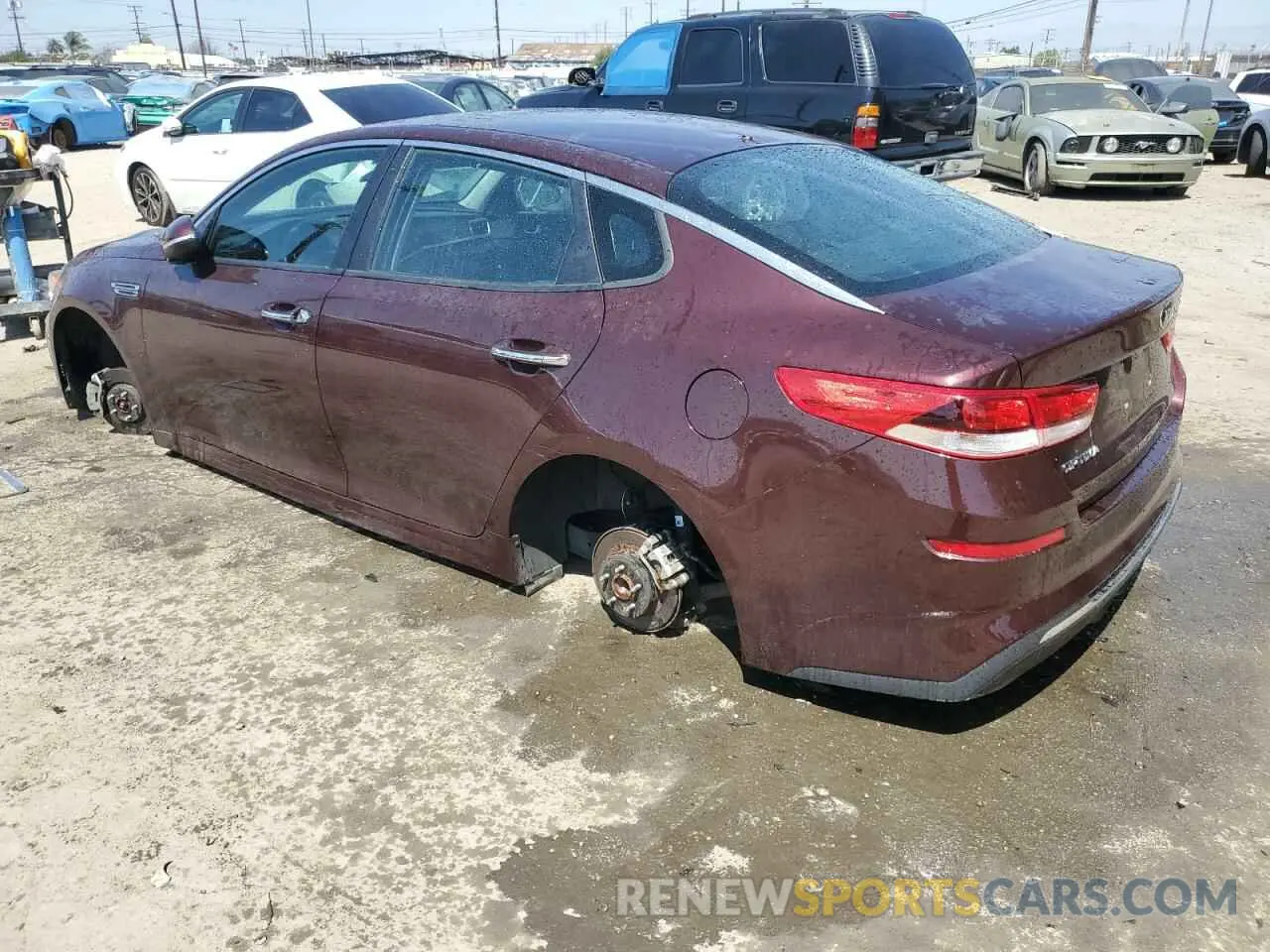 2 Photograph of a damaged car 5XXGT4L31KG356073 KIA OPTIMA 2019