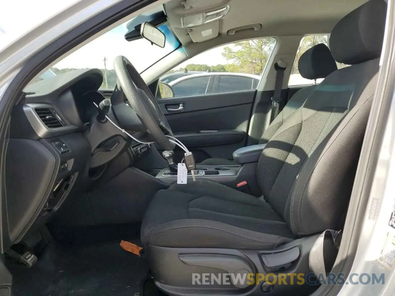 7 Photograph of a damaged car 5XXGT4L31KG357708 KIA OPTIMA 2019