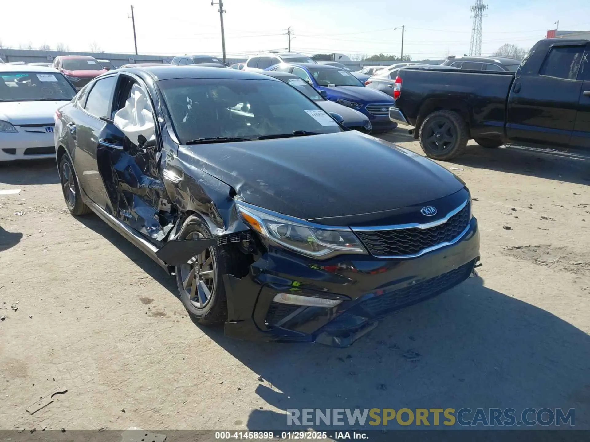 1 Photograph of a damaged car 5XXGT4L31KG357854 KIA OPTIMA 2019