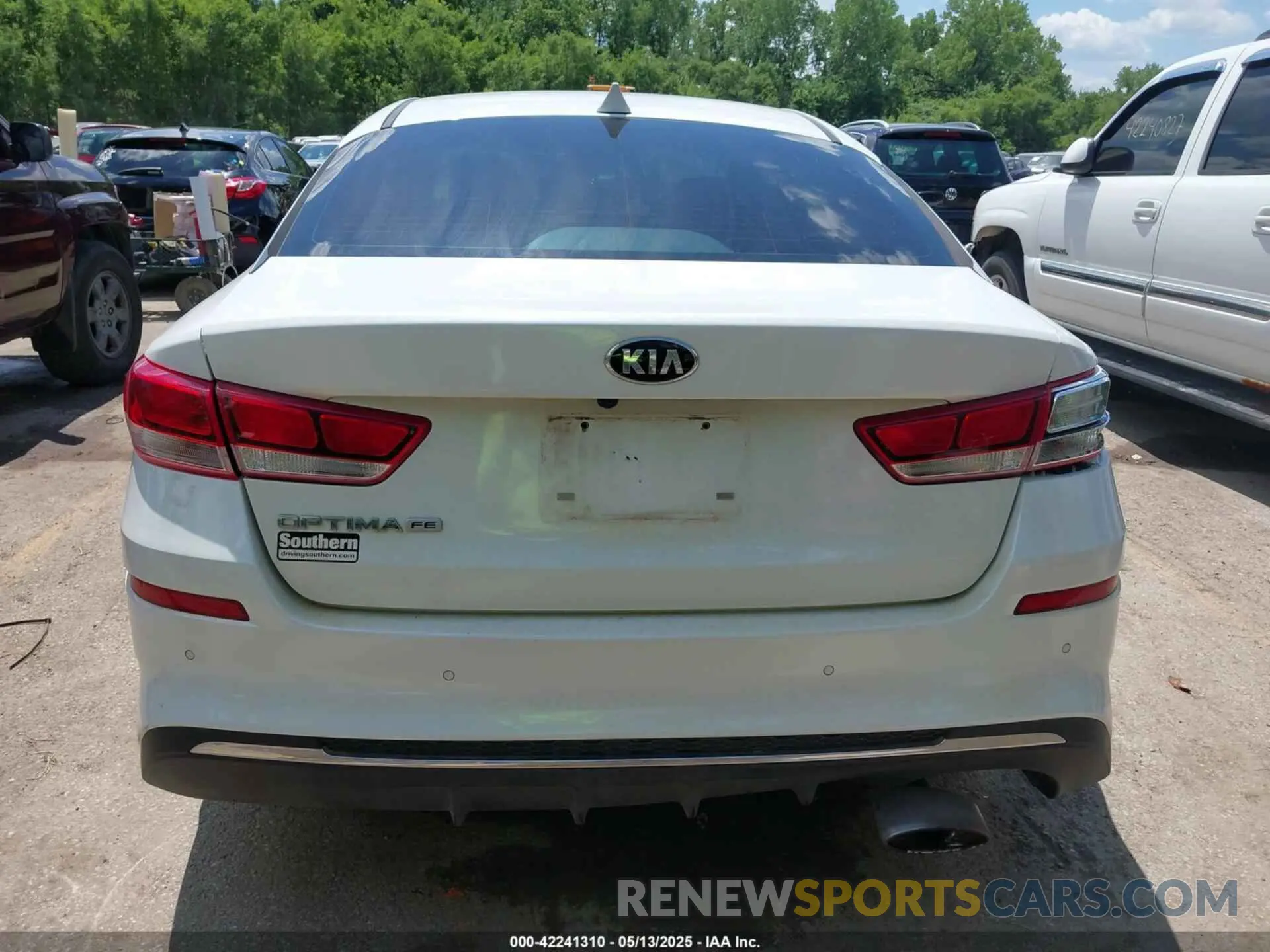 15 Photograph of a damaged car 5XXGT4L31KG364786 KIA OPTIMA 2019