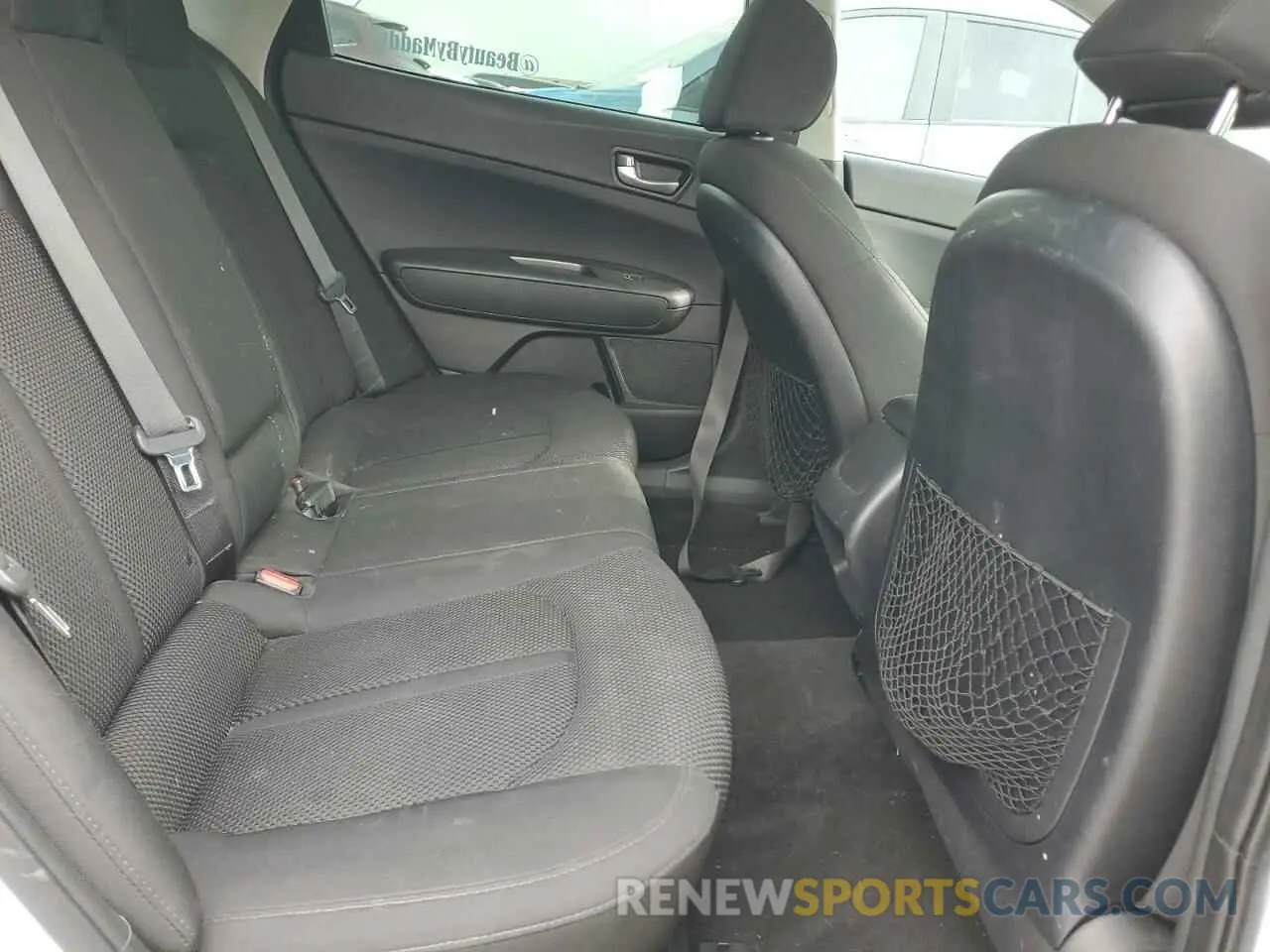 10 Photograph of a damaged car 5XXGT4L32KG275955 KIA OPTIMA 2019