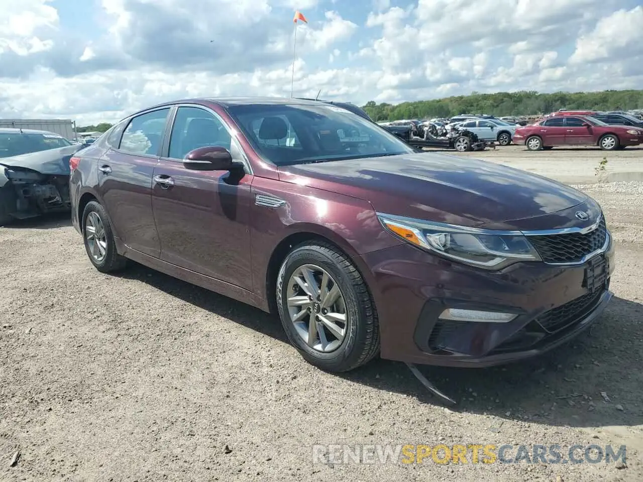 4 Photograph of a damaged car 5XXGT4L32KG286289 KIA OPTIMA 2019