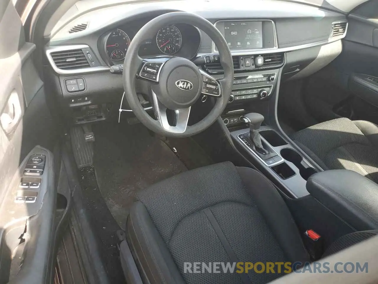 8 Photograph of a damaged car 5XXGT4L32KG286289 KIA OPTIMA 2019