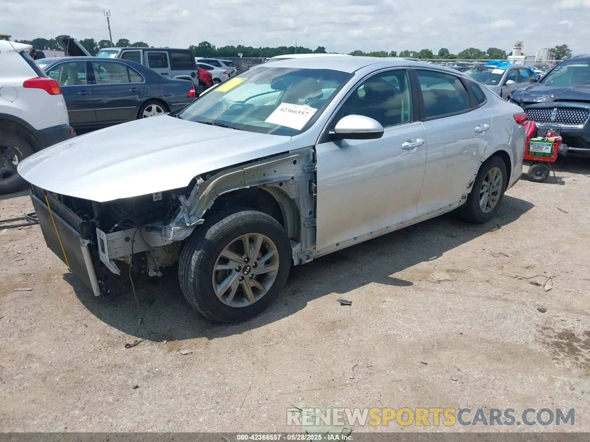 2 Photograph of a damaged car 5XXGT4L32KG291055 KIA OPTIMA 2019