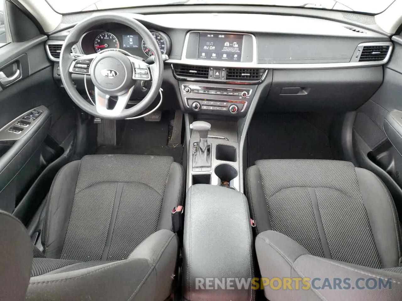 8 Photograph of a damaged car 5XXGT4L32KG292920 KIA OPTIMA 2019
