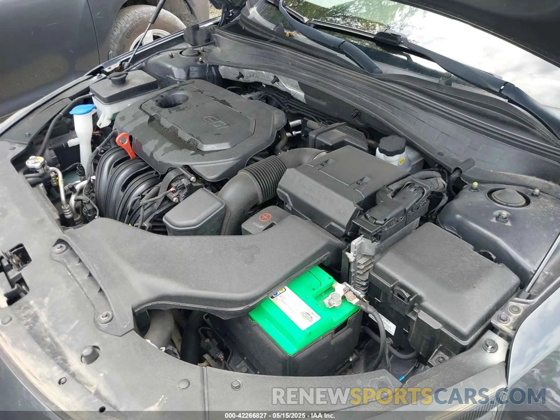 10 Photograph of a damaged car 5XXGT4L32KG298796 KIA OPTIMA 2019