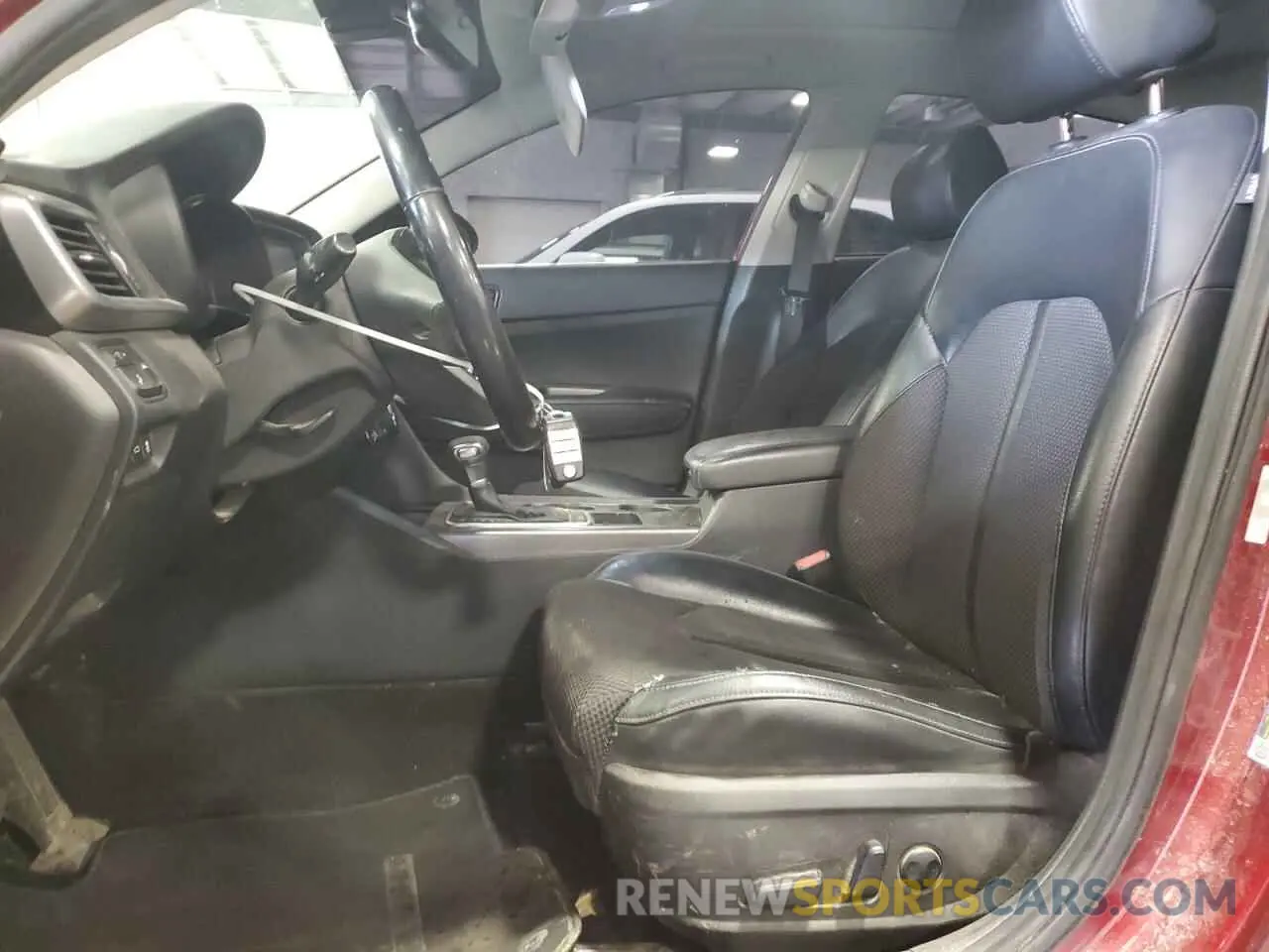 7 Photograph of a damaged car 5XXGT4L32KG306587 KIA OPTIMA 2019