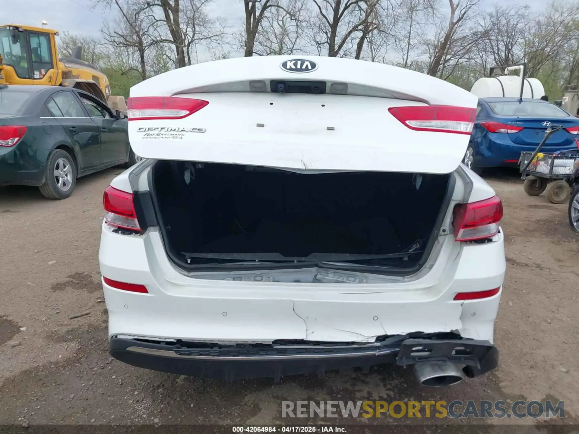 15 Photograph of a damaged car 5XXGT4L32KG312986 KIA OPTIMA 2019