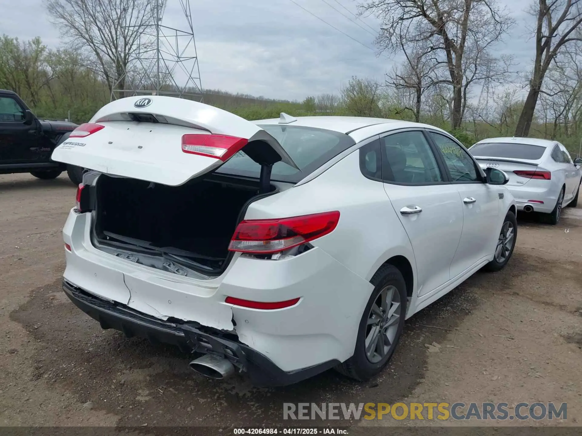 6 Photograph of a damaged car 5XXGT4L32KG312986 KIA OPTIMA 2019