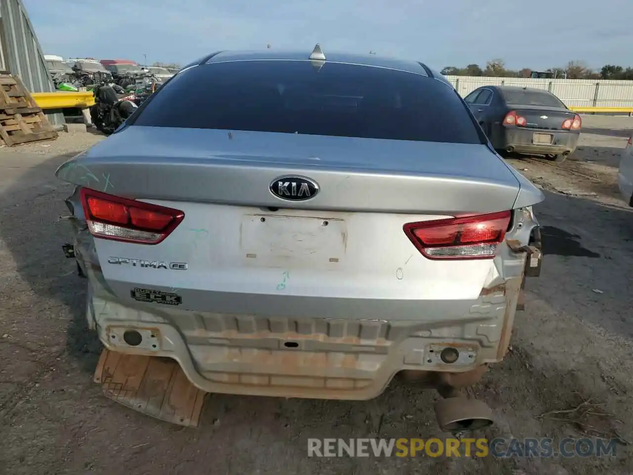 6 Photograph of a damaged car 5XXGT4L32KG323051 KIA OPTIMA 2019