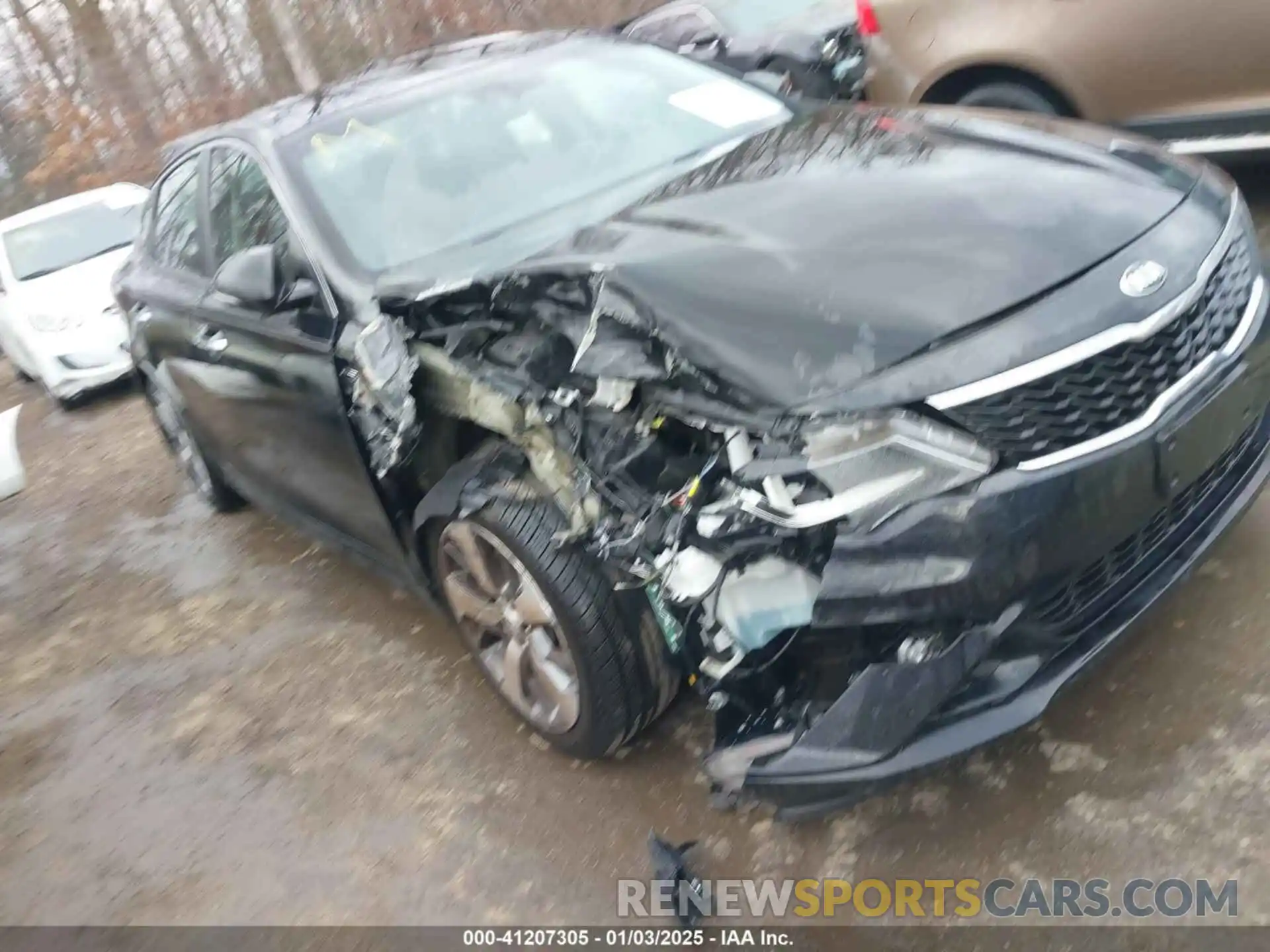 6 Photograph of a damaged car 5XXGT4L32KG329805 KIA OPTIMA 2019