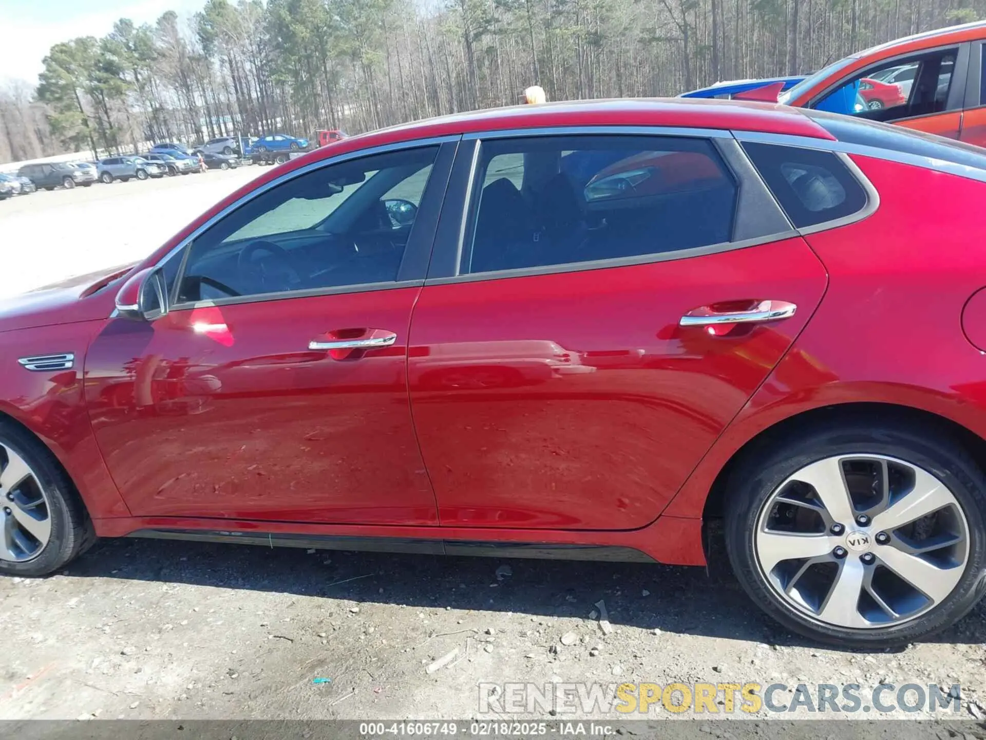 14 Photograph of a damaged car 5XXGT4L32KG332395 KIA OPTIMA 2019