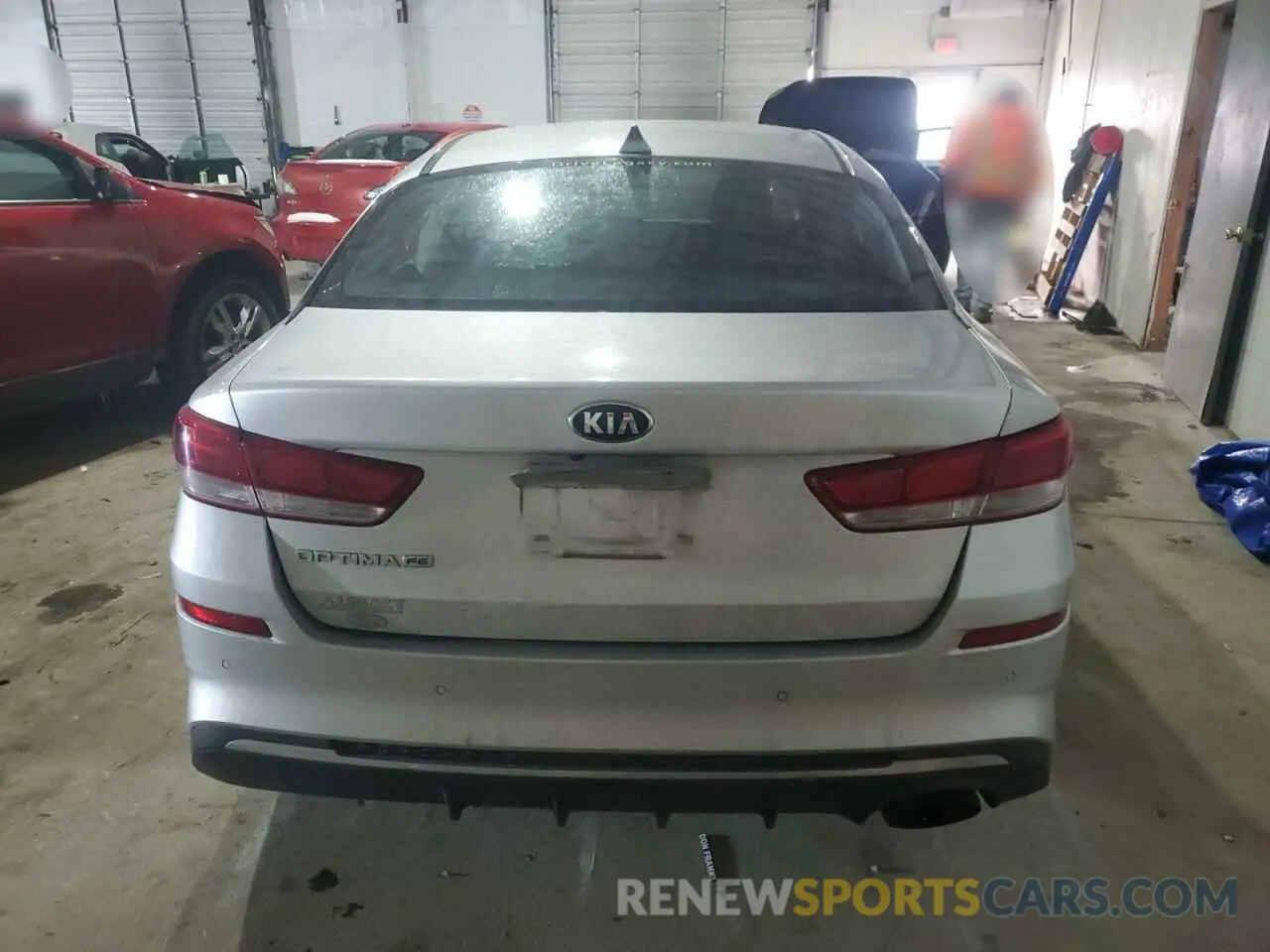 6 Photograph of a damaged car 5XXGT4L32KG333529 KIA OPTIMA 2019