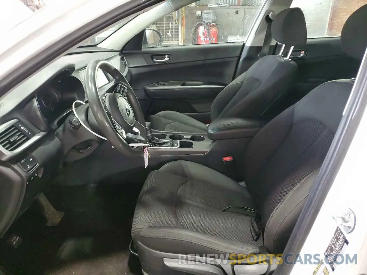 7 Photograph of a damaged car 5XXGT4L32KG335927 KIA OPTIMA 2019