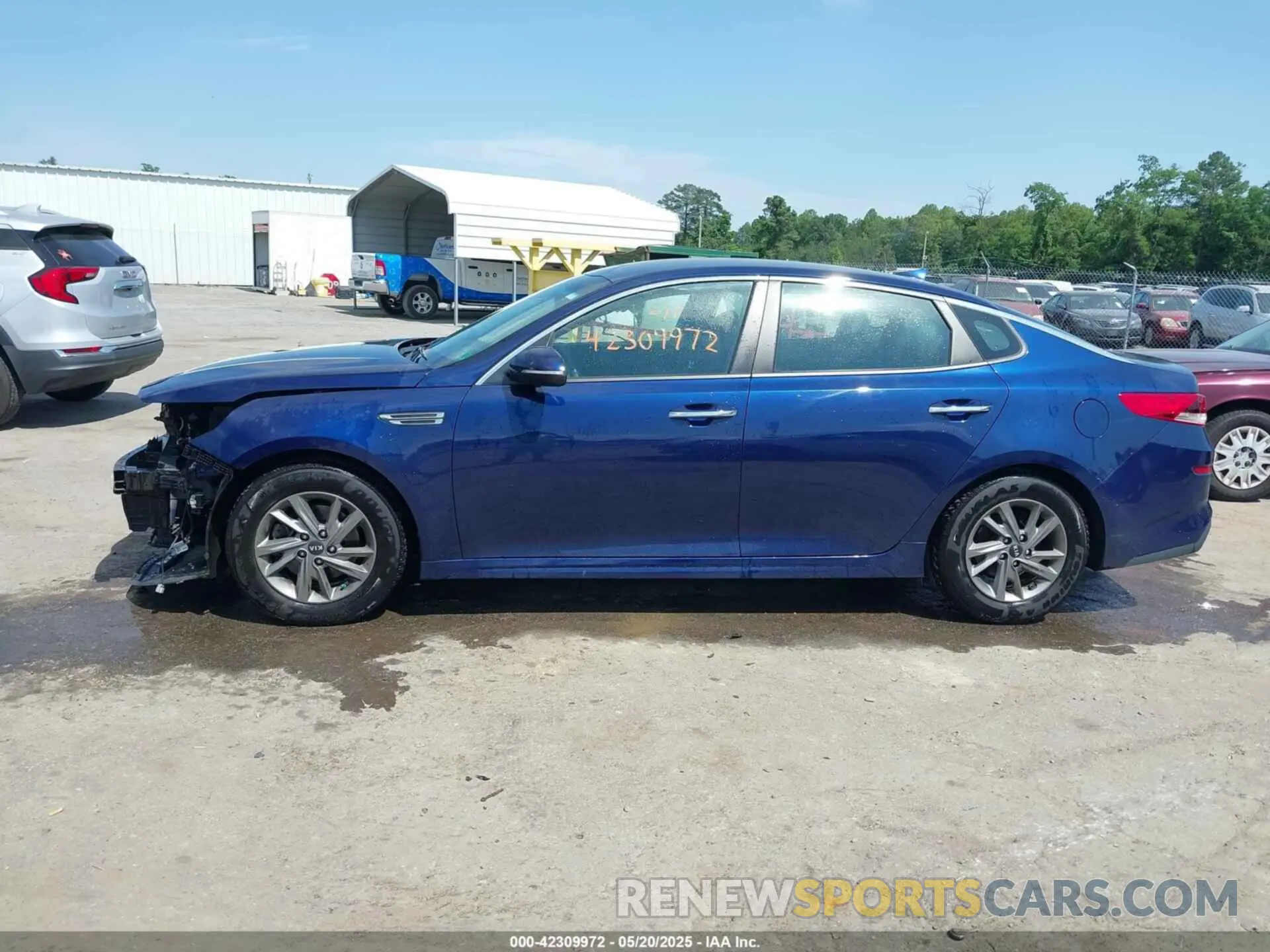 14 Photograph of a damaged car 5XXGT4L32KG345423 KIA OPTIMA 2019