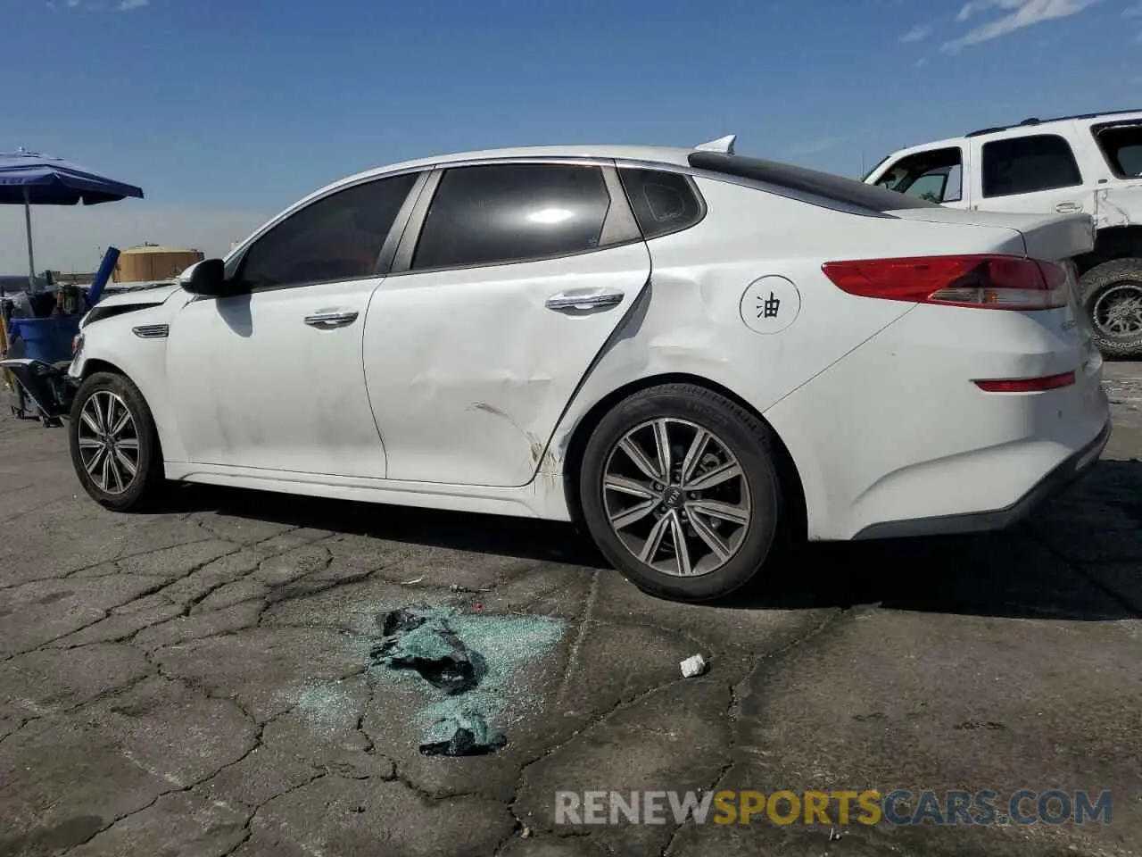 2 Photograph of a damaged car 5XXGT4L32KG354381 KIA OPTIMA 2019