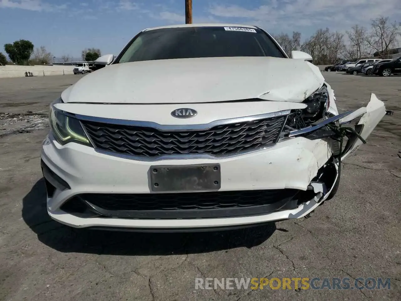 5 Photograph of a damaged car 5XXGT4L32KG354381 KIA OPTIMA 2019