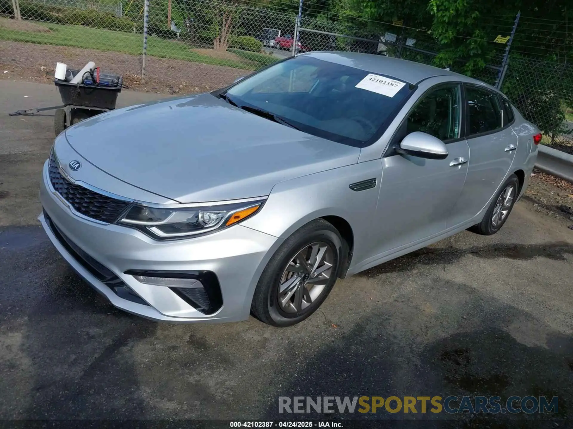 2 Photograph of a damaged car 5XXGT4L32KG354557 KIA OPTIMA 2019
