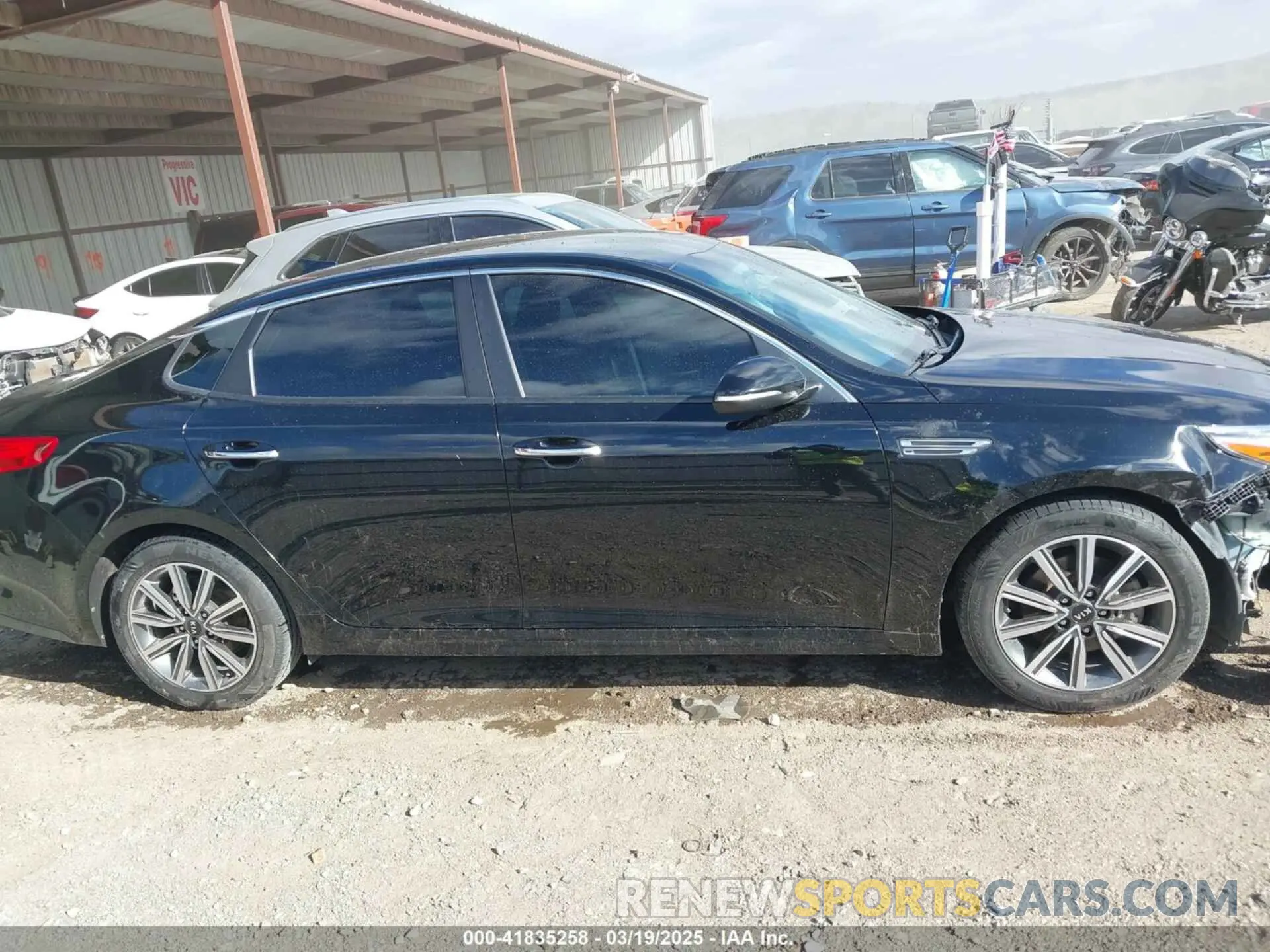 14 Photograph of a damaged car 5XXGT4L32KG354994 KIA OPTIMA 2019