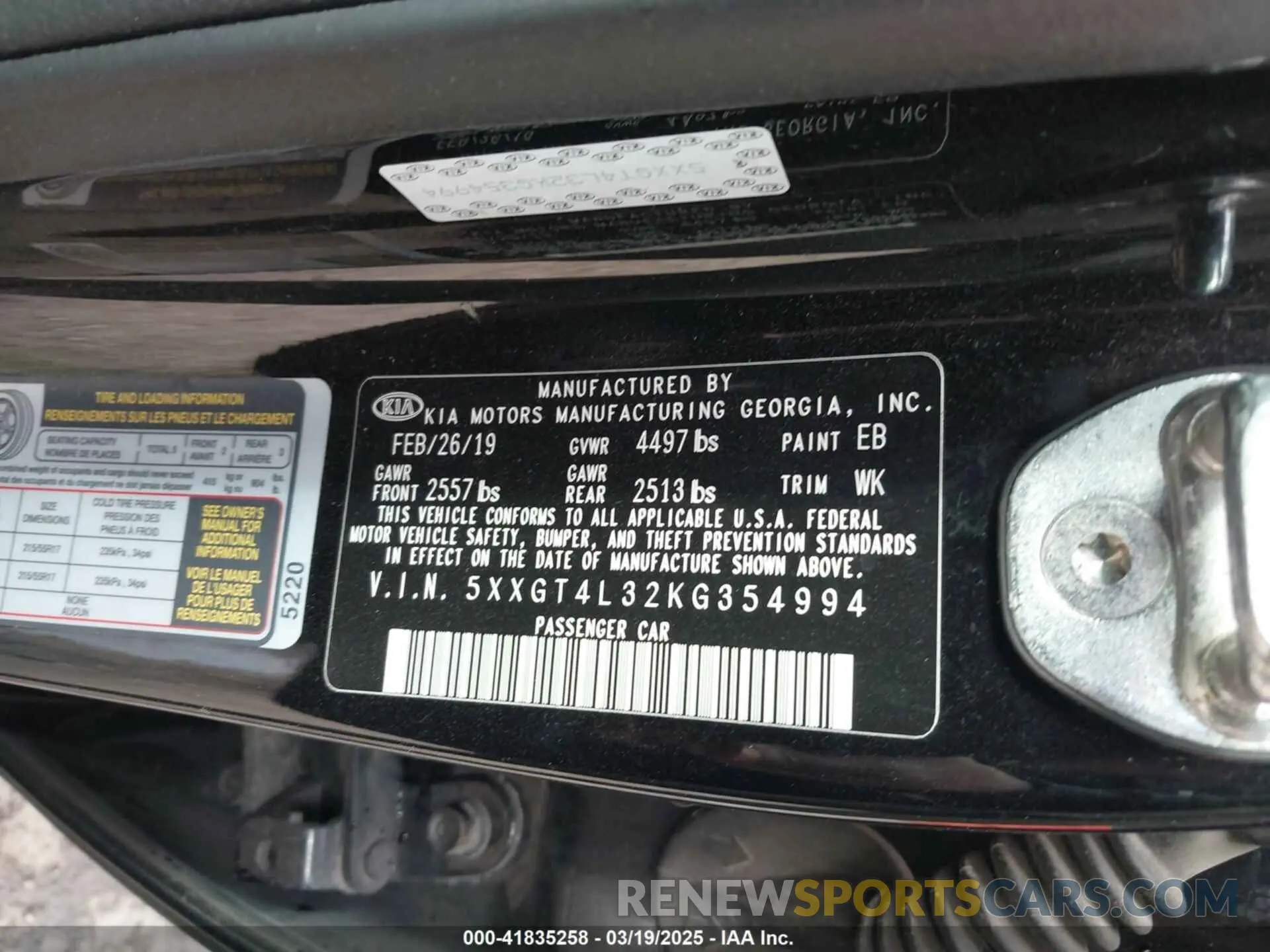 9 Photograph of a damaged car 5XXGT4L32KG354994 KIA OPTIMA 2019