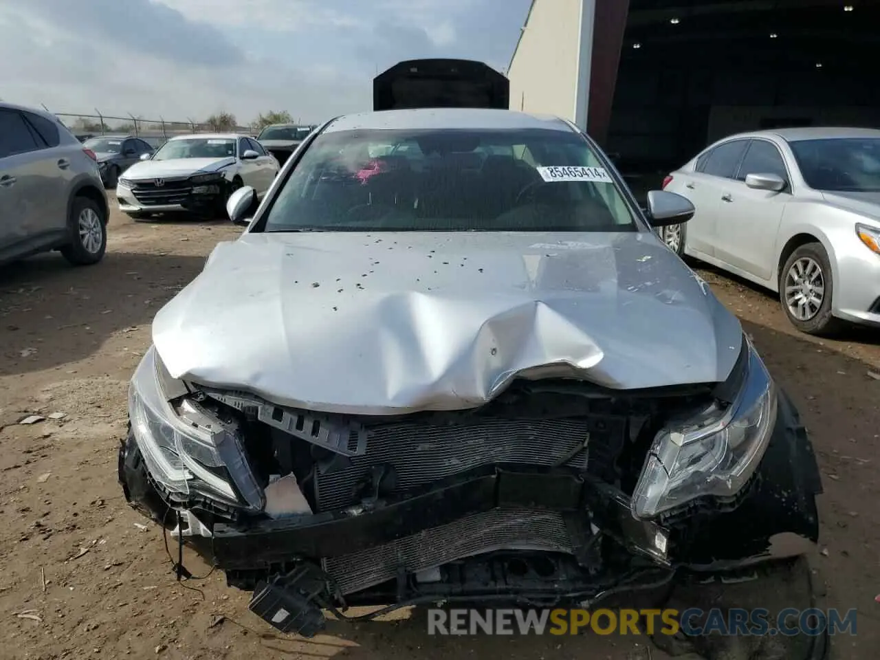 5 Photograph of a damaged car 5XXGT4L33KG275415 KIA OPTIMA 2019