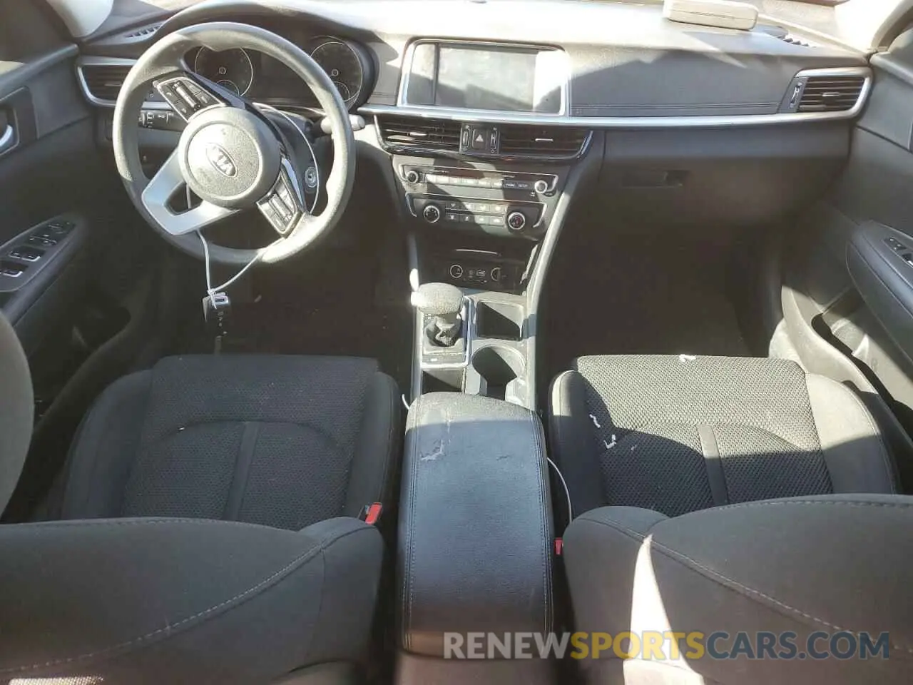 8 Photograph of a damaged car 5XXGT4L33KG275866 KIA OPTIMA 2019