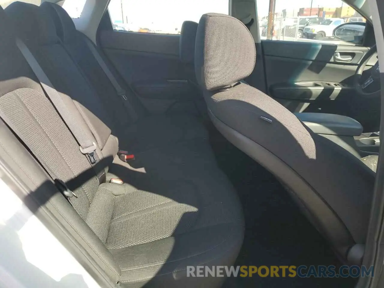11 Photograph of a damaged car 5XXGT4L33KG276399 KIA OPTIMA 2019