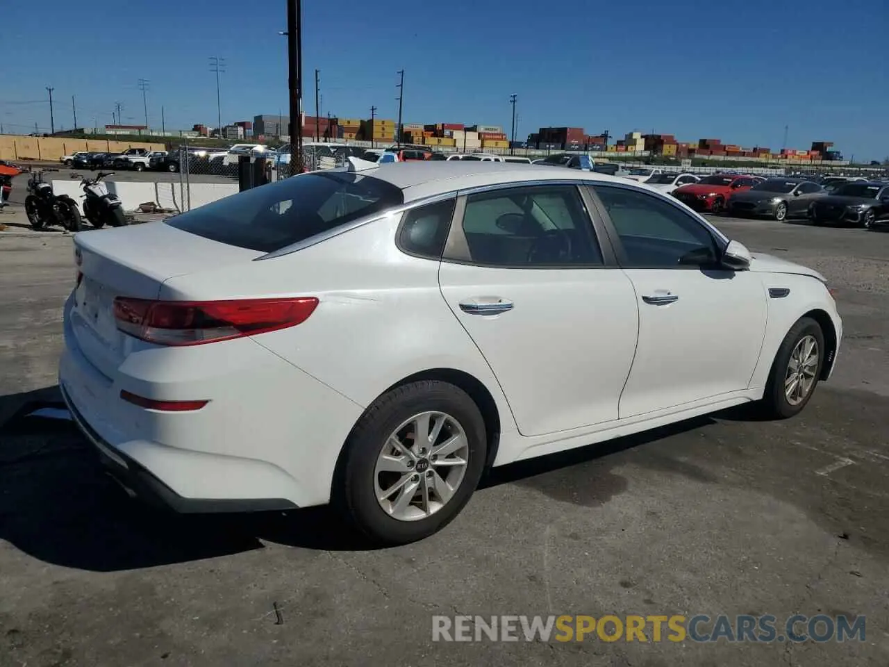 3 Photograph of a damaged car 5XXGT4L33KG276399 KIA OPTIMA 2019