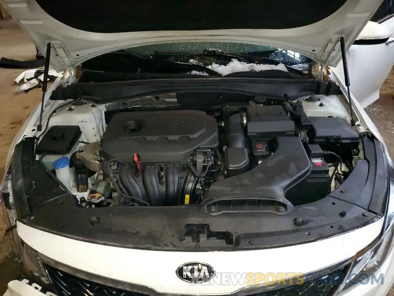 11 Photograph of a damaged car 5XXGT4L33KG277049 KIA OPTIMA 2019