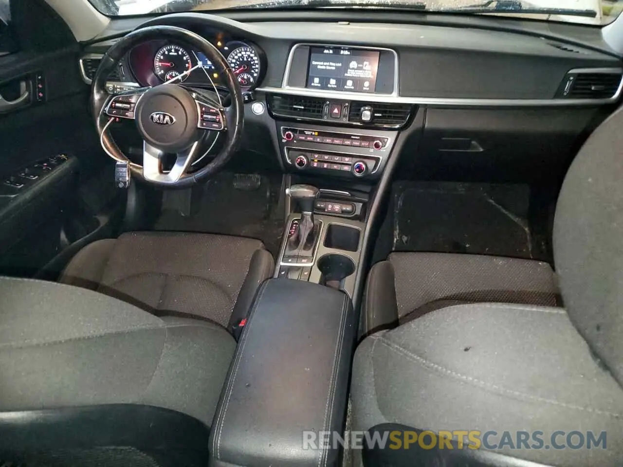 8 Photograph of a damaged car 5XXGT4L33KG277049 KIA OPTIMA 2019