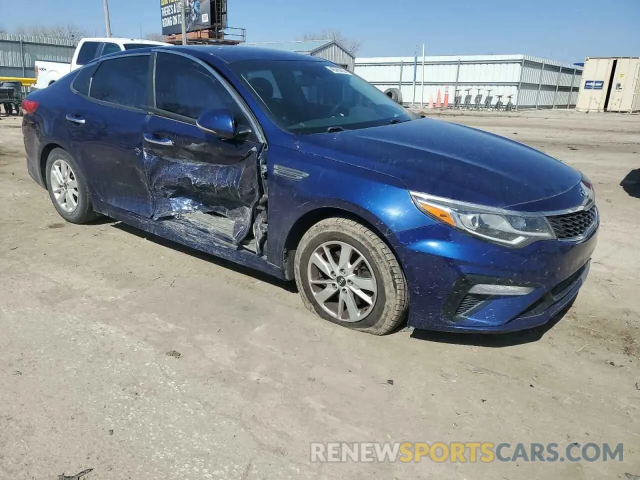 4 Photograph of a damaged car 5XXGT4L33KG277679 KIA OPTIMA 2019