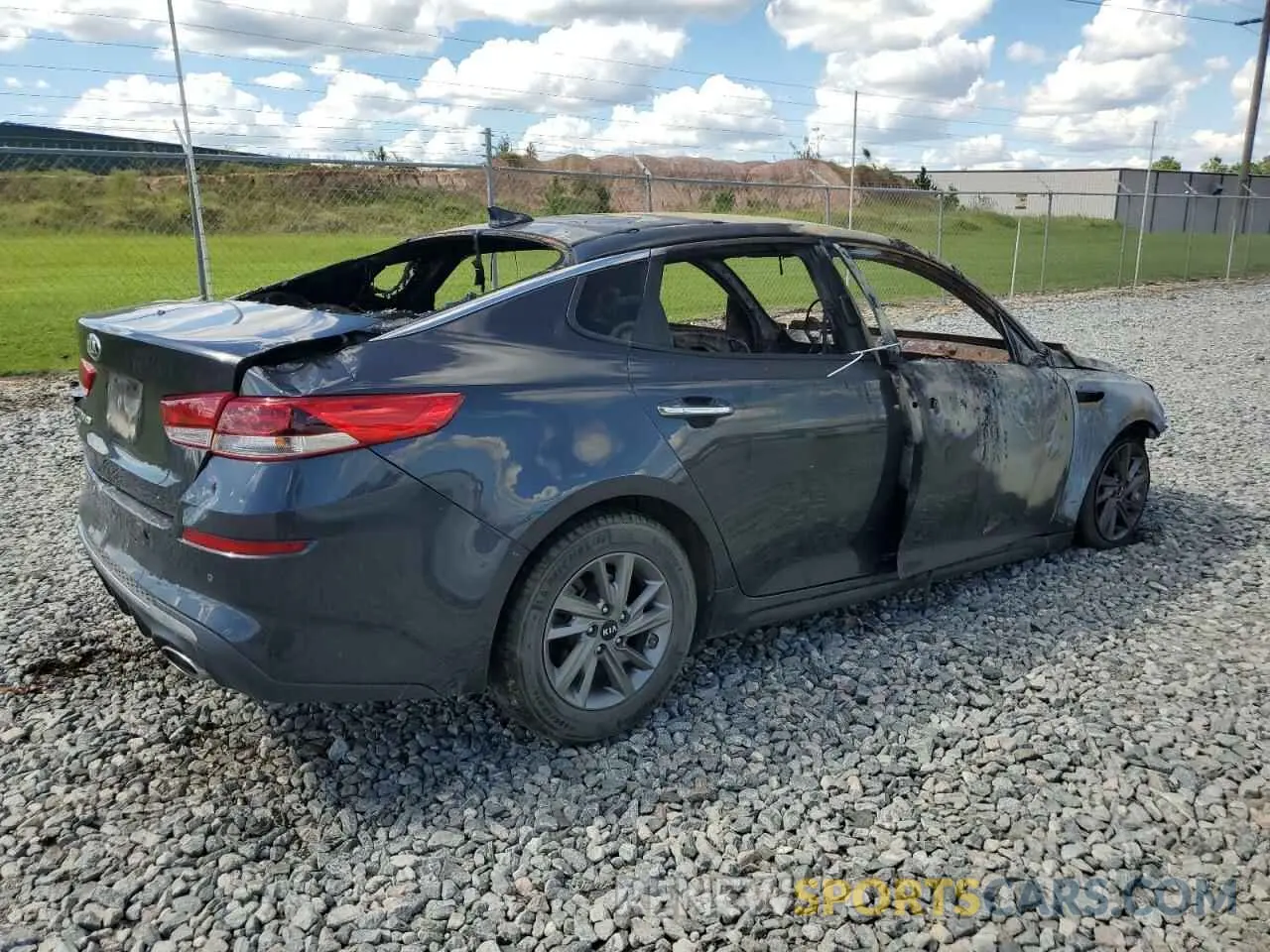 3 Photograph of a damaged car 5XXGT4L33KG283501 KIA OPTIMA 2019