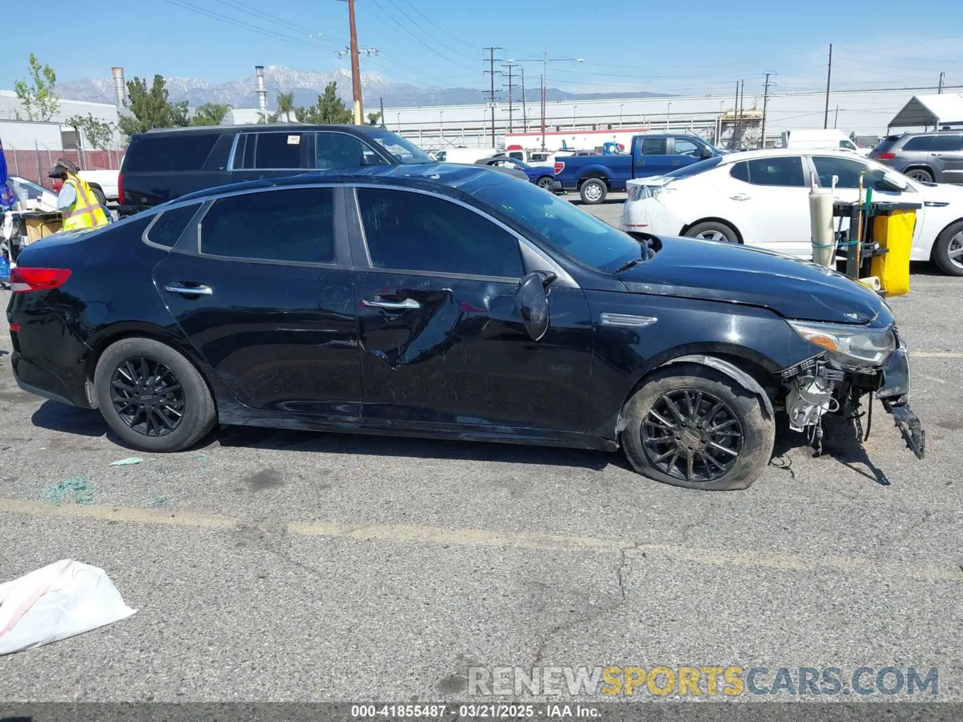 13 Photograph of a damaged car 5XXGT4L33KG296796 KIA OPTIMA 2019