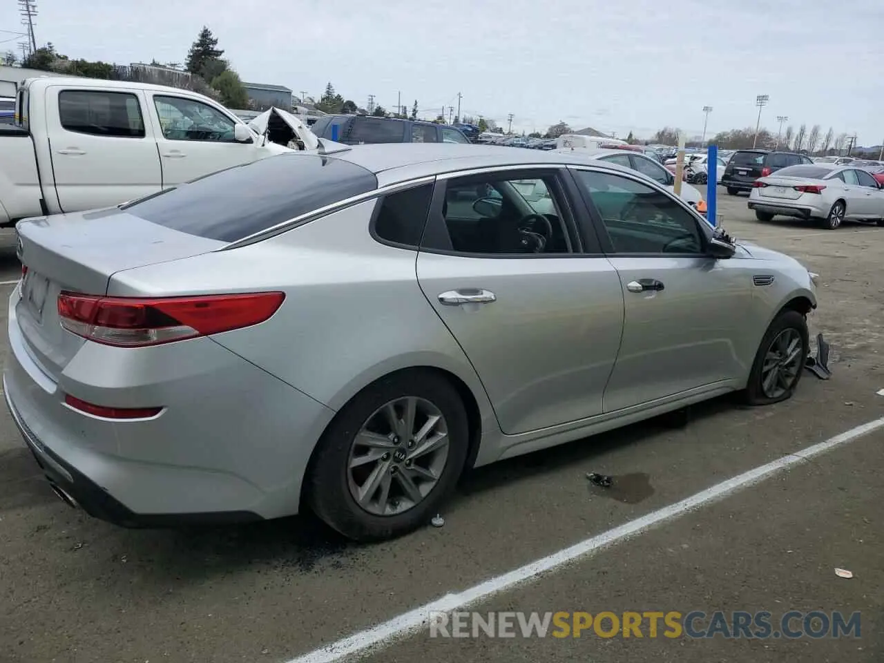3 Photograph of a damaged car 5XXGT4L33KG297222 KIA OPTIMA 2019