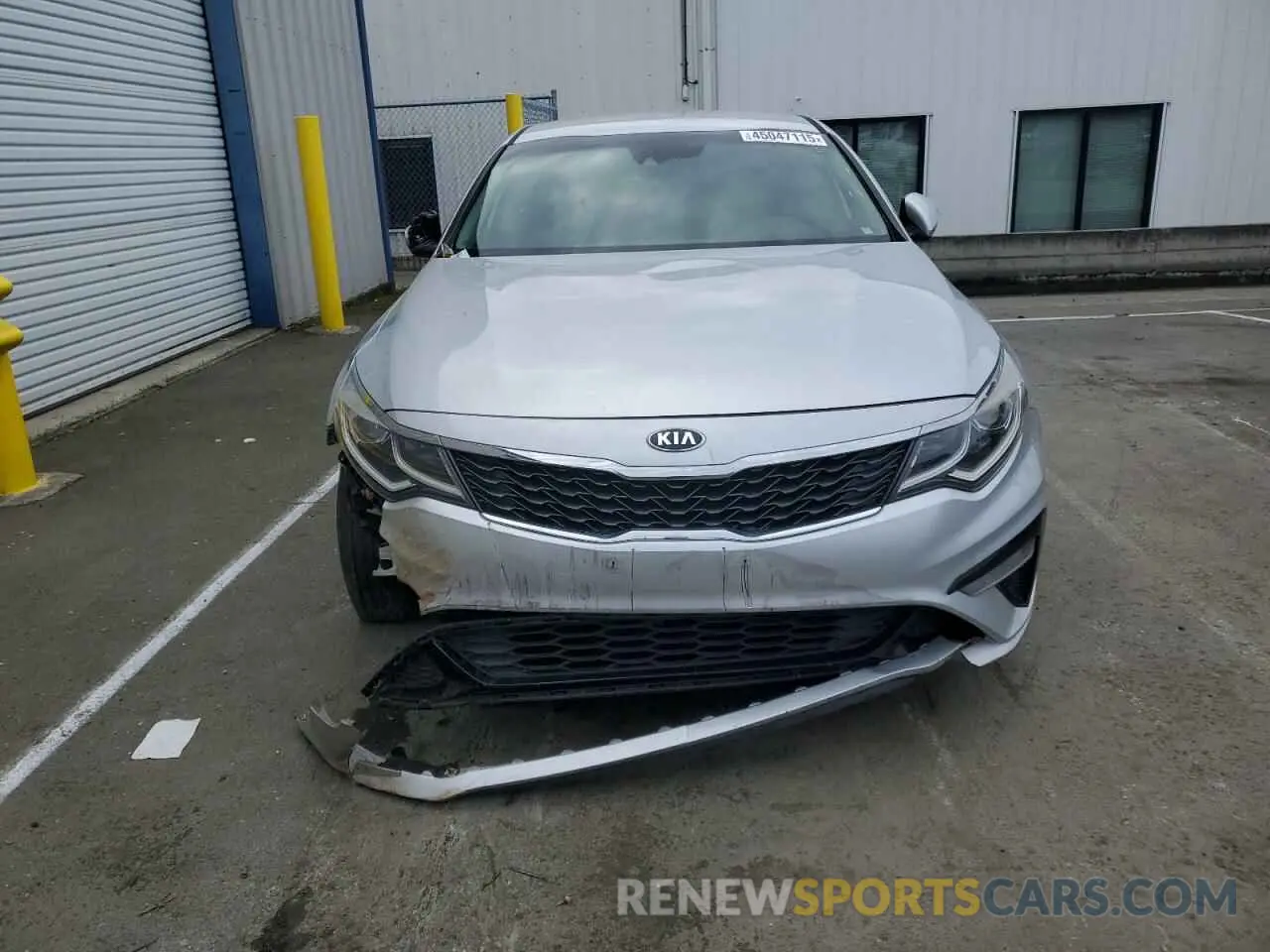5 Photograph of a damaged car 5XXGT4L33KG297222 KIA OPTIMA 2019